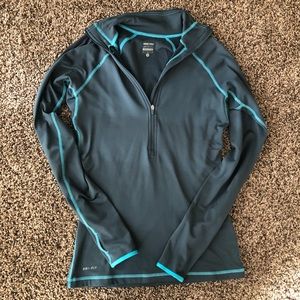 NWOT Nike Quarter Zip (S)